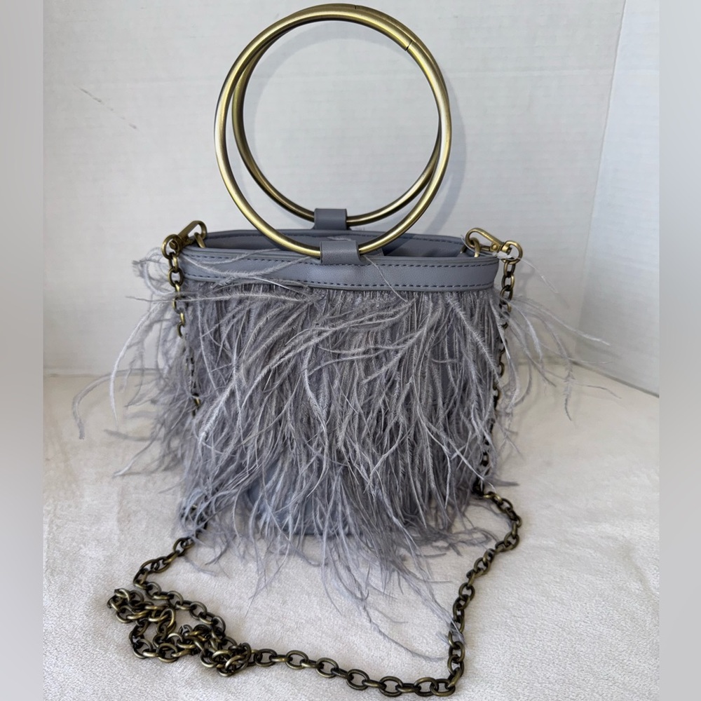 Anthropologie Ostrich Betty Feathered Ring Handle Shoulder/Crossbody Clutch Bag - Picture 3 of 16
